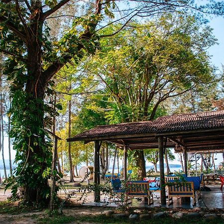 Ara Dinawan Island Resort Papar エクステリア 写真